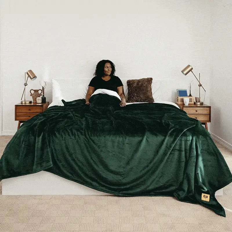 Sherpa Stretch™ Blanket - Image 18