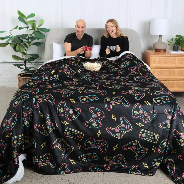Sherpa Stretch™ Blanket - Image 39