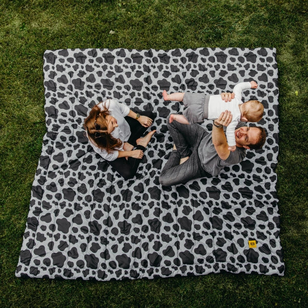 XL Outdoorsy™ Blanket - Image 30