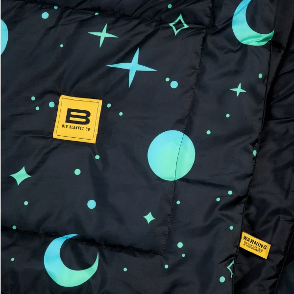 XL Outdoorsy™ Blanket - Image 35